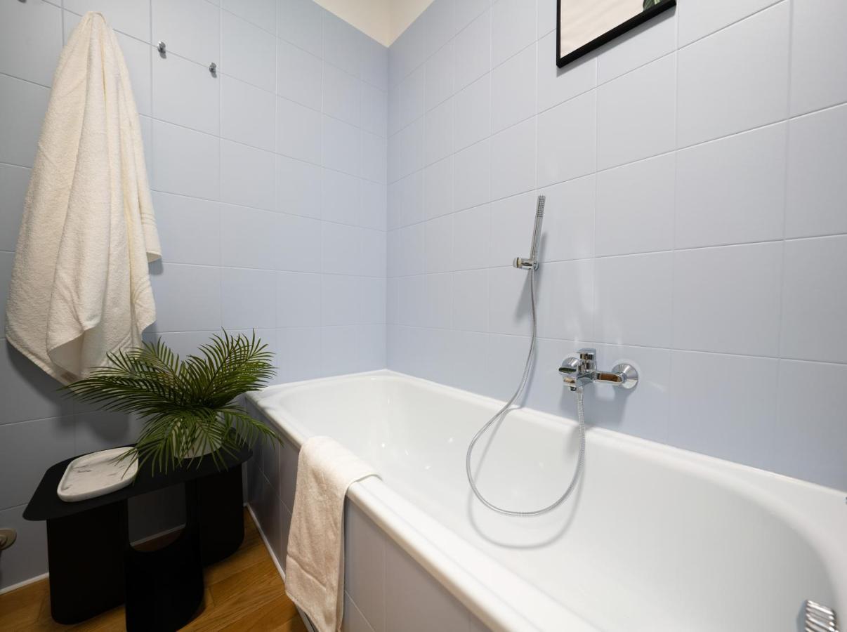 Piazza Santo Stefano Con Vista Apartment Bologna Ngoại thất bức ảnh